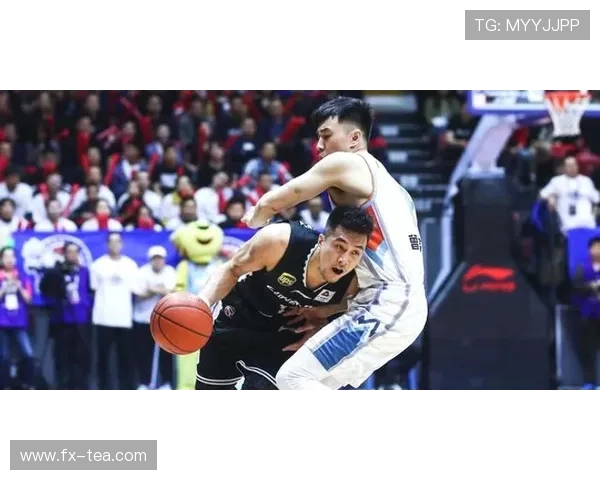 中国男篮逆转取胜晋级亚洲杯四强 打破十年半决赛魔咒 中国男篮逆转取胜晋级亚洲杯四强 打破十年半决赛魔咒