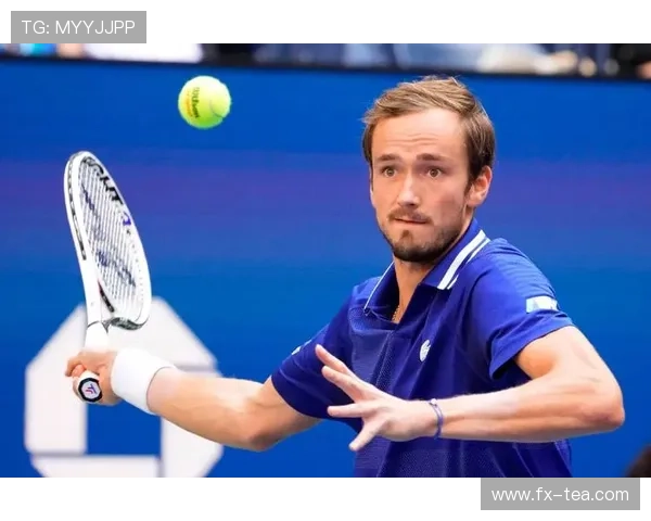 全球网球锦标赛:顶级选手争夺激烈 谁能笑到最后打破纪录 全球网球锦标赛:顶级选手争夺激烈 谁能笑到最后打破纪录