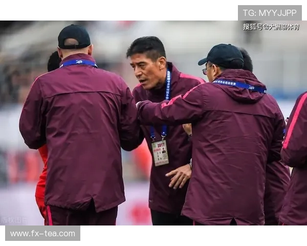 热火队重塑霸业之路 球员与教练如何突破困境迎接新挑战 热火队重塑霸业之路 球员与教练如何突破困境迎接新挑战