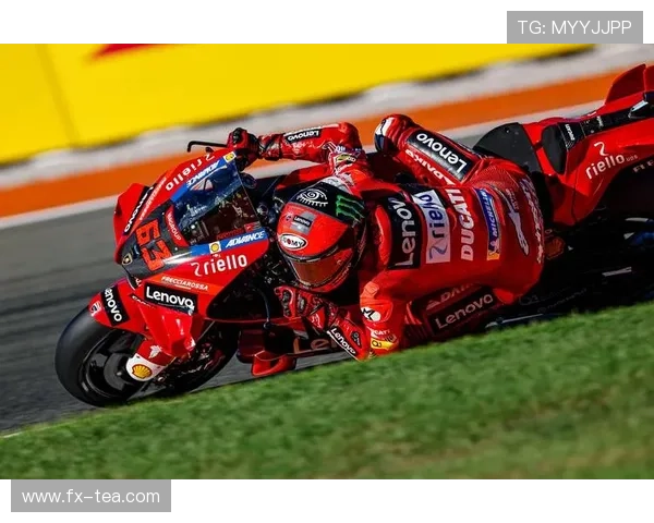 MotoGP赛季激战正酣 各大车队角逐冠军争夺战引发关注 MotoGP赛季激战正酣 各大车队角逐冠军争夺战引发关注