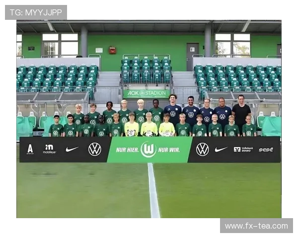 汉堡俱乐部新赛季战略公布重建阵容冲击德甲回归目标稳步推进青训与引援并行